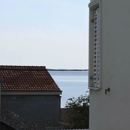 Starigrad 6624b